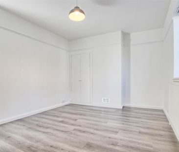 4 bedroom semi-detached house to rent - Photo 6