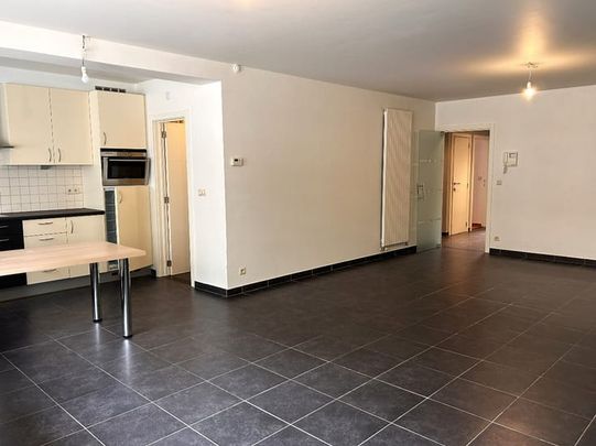 Appartement te huur - Photo 1