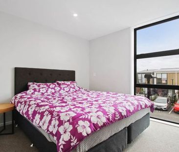 Modern 2BR Townhouse in Papatoetoe - Photo 1