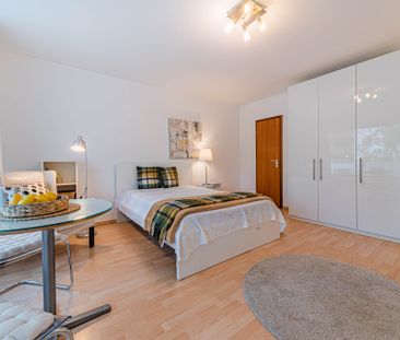 City-Residence: Elegantes und helles Apartment mit Balkon - Photo 3