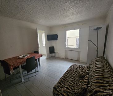 Location Appartement 2 pièces 24m² BANDOL 83150 - Photo 2