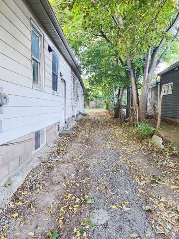 For Lease - 648 Oxford Street Unit# Unit1, London East, Ontario - Photo 3