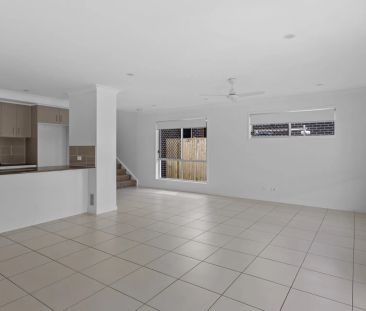 4 Bedroom double storey home, Newport Contact Julie Sykes - Photo 1