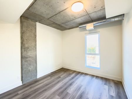 For Lease - 770 Somerset Street Unit# 510, West Centre Town, Ontario - Photo 3