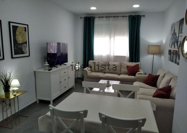 Alquiler de piso en Avenida Campo del Sur, 34