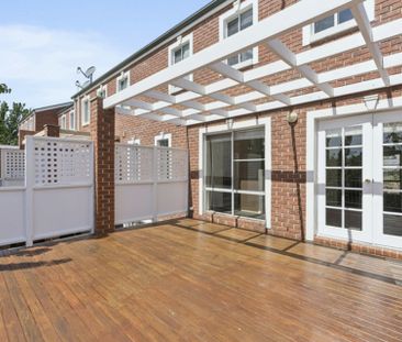 Georgian Style Terrace - Photo 2