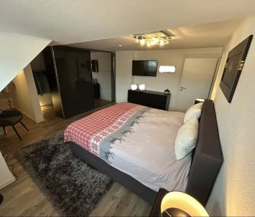 Sie suchen das Besondere? 115m2 große 3,5-Zimmer-Dachgeschosswohnun... - Photo 3