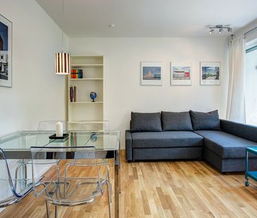 Modern 3-room apartment near the English Garden - Photo 1