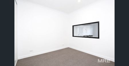 Modern living with a quiet location - Photo 2