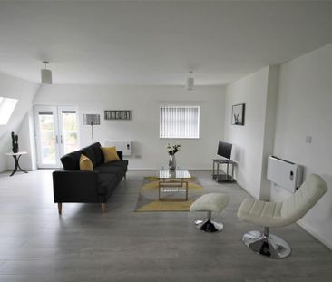 2 bedroom apartment to rent - Photo 4