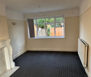 3 Bed Detached House, Lily Lane, M9 - Photo 4