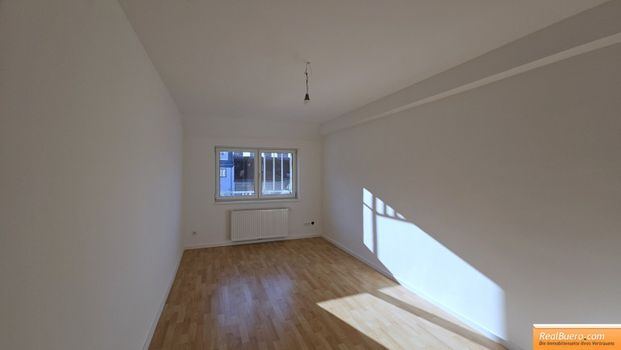 HELLER SOFORTGEZUG IN DER FERNKORNGASSE - Photo 1