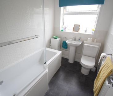 2 bedroom bungalow to rent - Photo 3