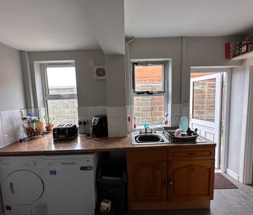 5 bedroom house - Photo 4