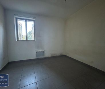 Location Appartement 2 pièces 65m² CARPENTRAS 84200 - Photo 2