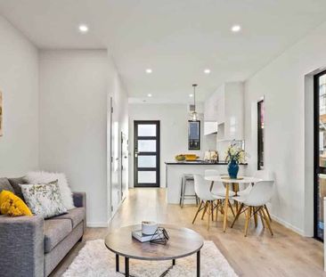 3.5 bedrooms with 2.5 bathrooms - Photo 5