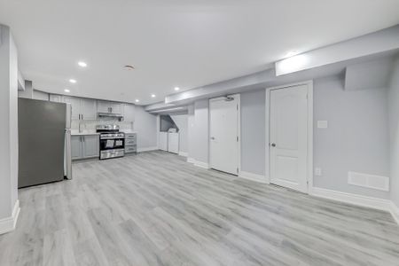 For Lease - 60 Edenmills Drive Unit# Bsmt, Toronto, Ontario - Photo 2