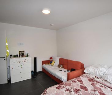 Modern- & lichtrijk 2-slk. app met Z-gericht terras & garage - Photo 6