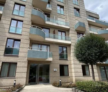 Dans un quartier calme et verdoyant, proche de Stockel, appartement... - Photo 5