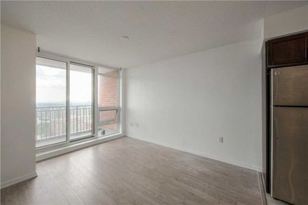 For Lease - 830 Lawrence Avenue Unit# 2709, Toronto, Ontario - Photo 2