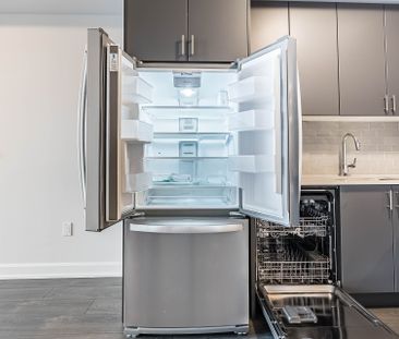 For Lease - 3200 William Coltson Avenue Unit# 626, Oakville, Ontario - Photo 6