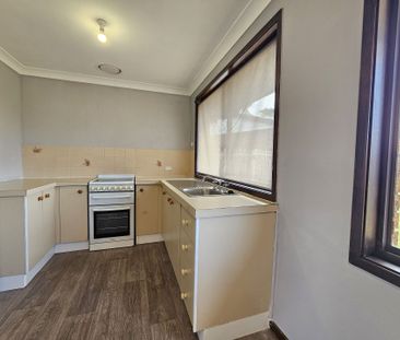 A family residence walking distance to Showground station - Photo 3