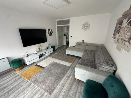 Apartment - Photo 2