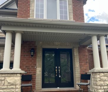 For Lease - 870 Mcewan Drive, Milton, Ontario - Photo 1