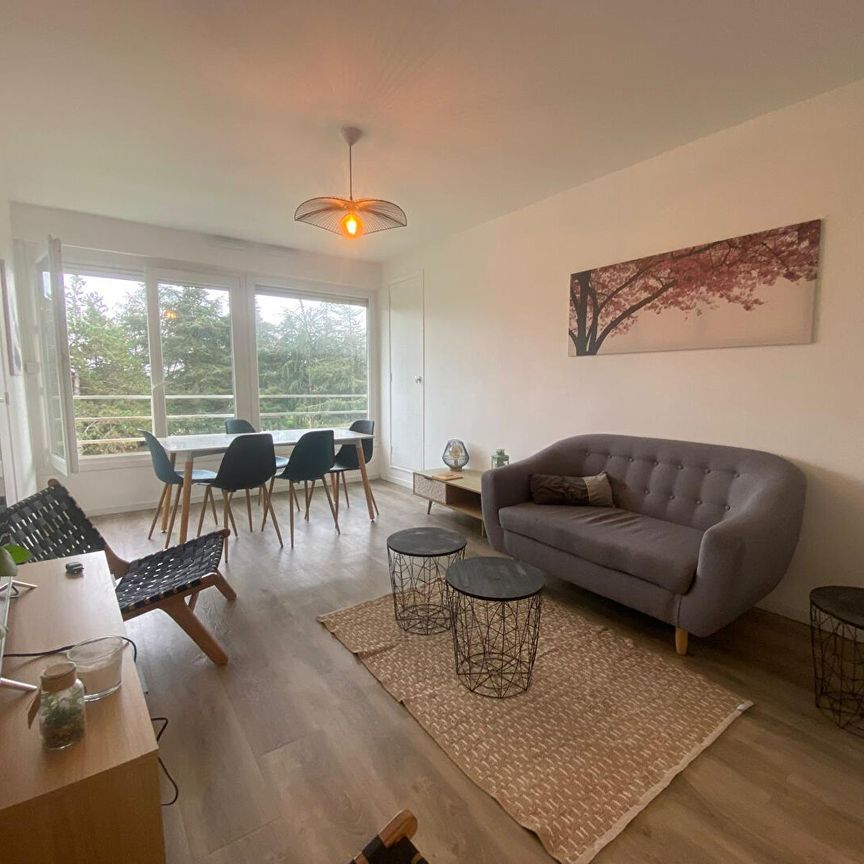 Location Appartement 4 pièces 71m² - Photo 1