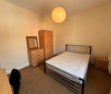 Newborough Street, Burton Stone Lane - P1047 - Photo 3