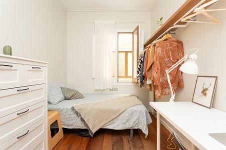 Carrer de Còrsega, Barcelona, Catalonia 08037 - Photo 5