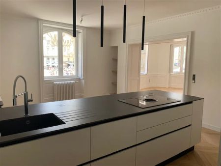 Location appartement 5 pièces - 128m² à Nantes (44000) - Photo 4