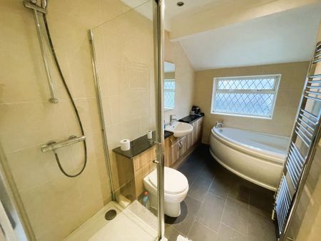 3 bedroom semi-detached house to rent - Photo 4