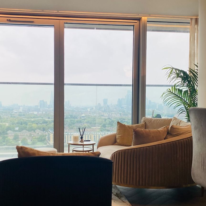 2 Bed Flat, Landmark West Tower, E14 - Photo 1