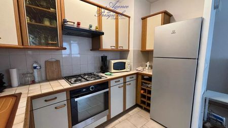 Location Appartement 1 pièce 31m² CARQUEIRANNE 83320 - Photo 4