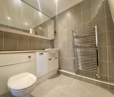 2 bedroom apartment to rent - Photo 6