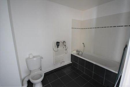 T2 de 56.72 m², rue Paul Lafargue, Place casquette réf 00382-206 - Photo 5