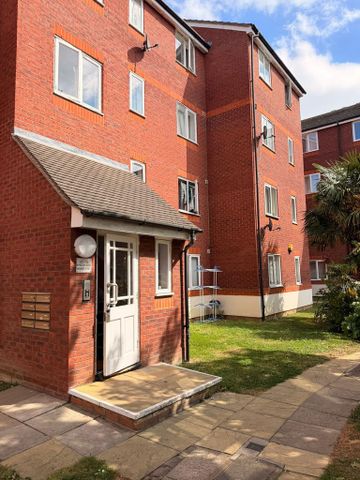 2 bedroom flat to rent - Photo 5