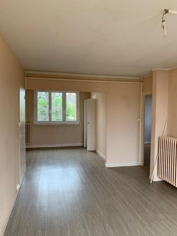 Location Appartement 3 pièces 66m² CLERMONT FERRAND 63000 - Photo 2