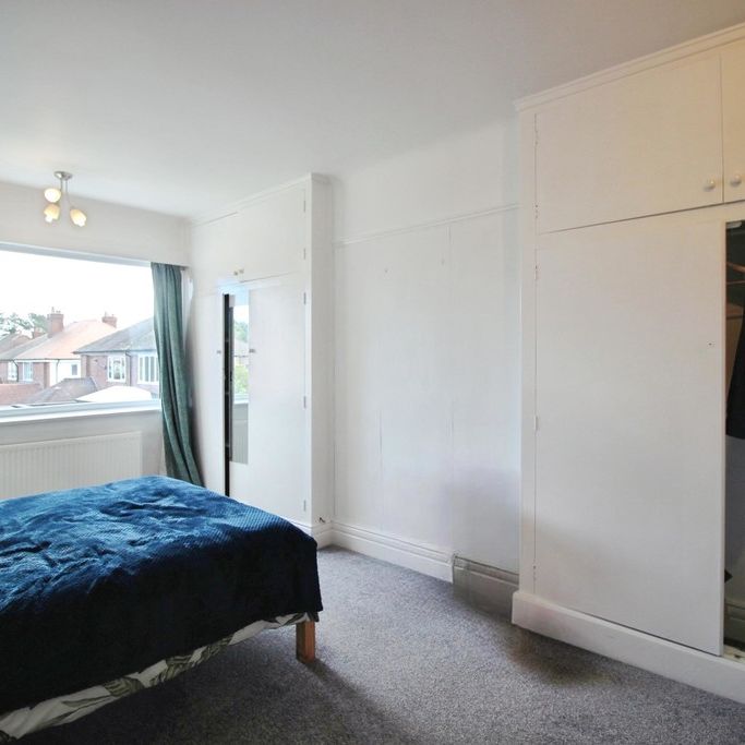 Liverpool Road, Chester - Photo 1