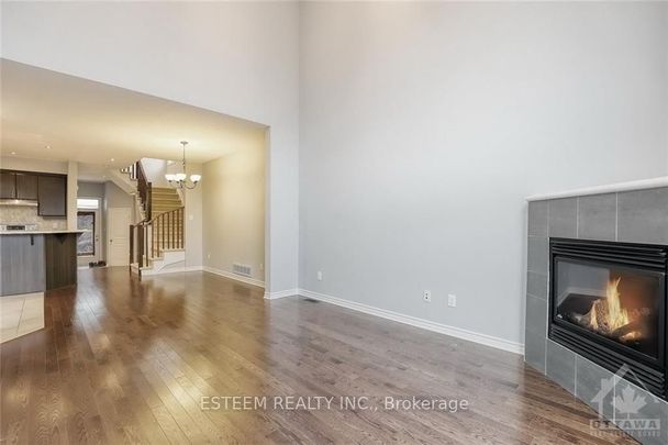 For Lease - 210 COOKS MILL Crescent, Blossom Park - Airport and Area, Ontario - Photo 1