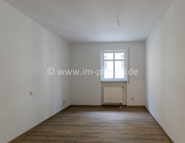 2-Zimmerwohnung mit Aufzug & Wohnküche in Auerbach – sofort beziehbar! - Photo 1