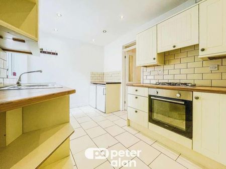 Queen Street, Tongwynlais, Cardiff, CF15 - Photo 2