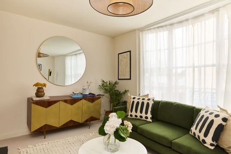 High Street - Photo 5