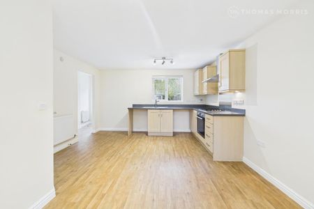 3 bedroom terraced house to rent - Photo 5