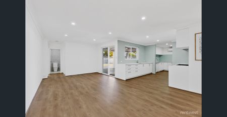 Stunning Renovated Home in Prime Willetton Location - Photo 5