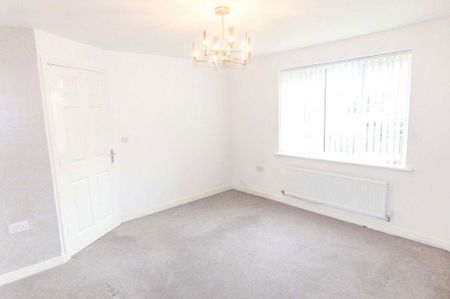 4 bed detached house to rent in NE28 - Photo 3
