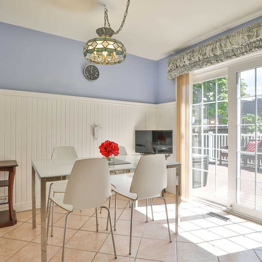 For Lease - 2100 Waycross Crescent, Mississauga, Ontario - Photo 1