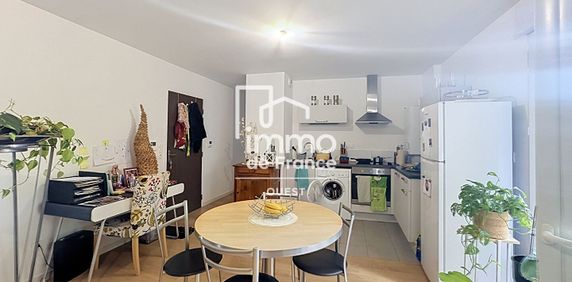 Location Appartement 3 pièces 46m² - Photo 2