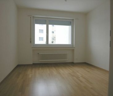 2.5 Zimmer, 1. Stock - Photo 2